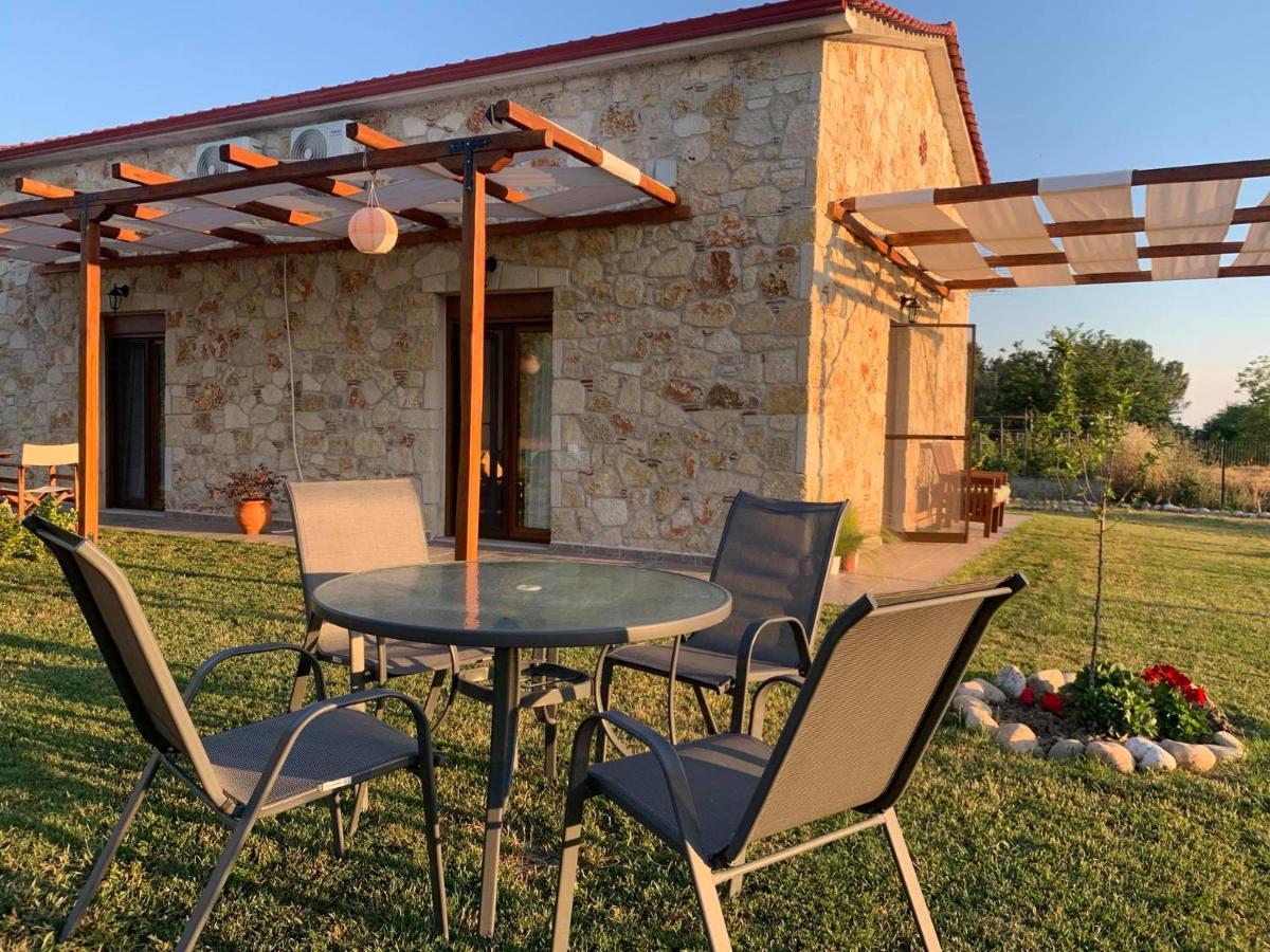 Apartamento To Petrino Spiti Possidi Exterior foto