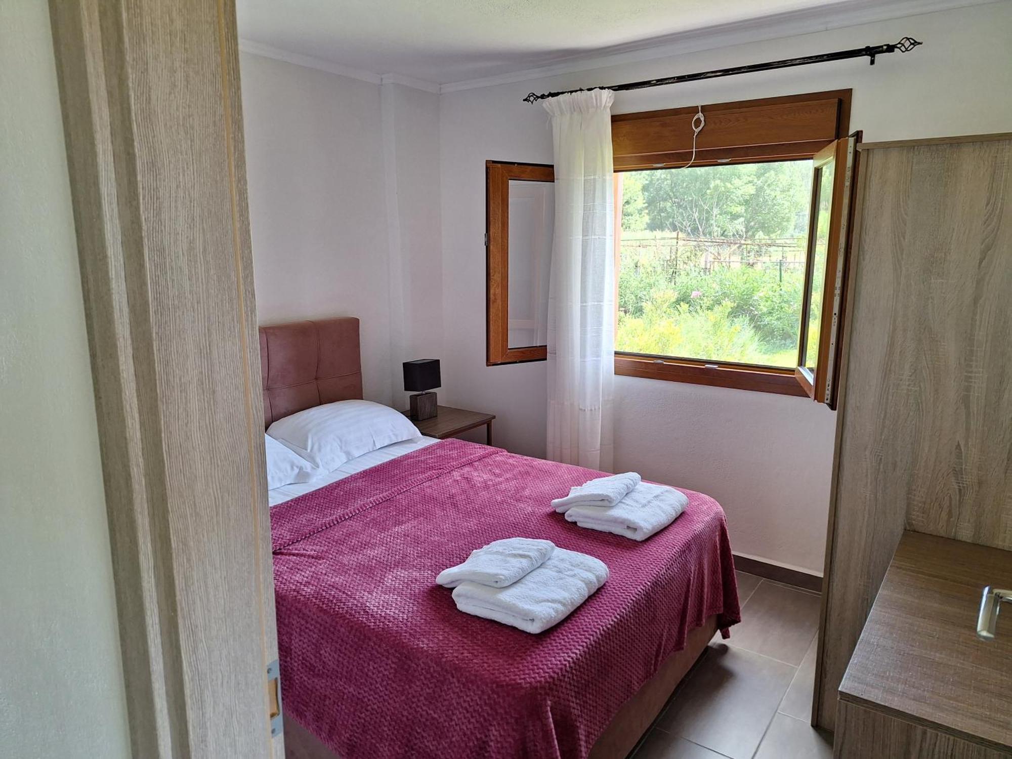 Apartamento To Petrino Spiti Possidi Exterior foto